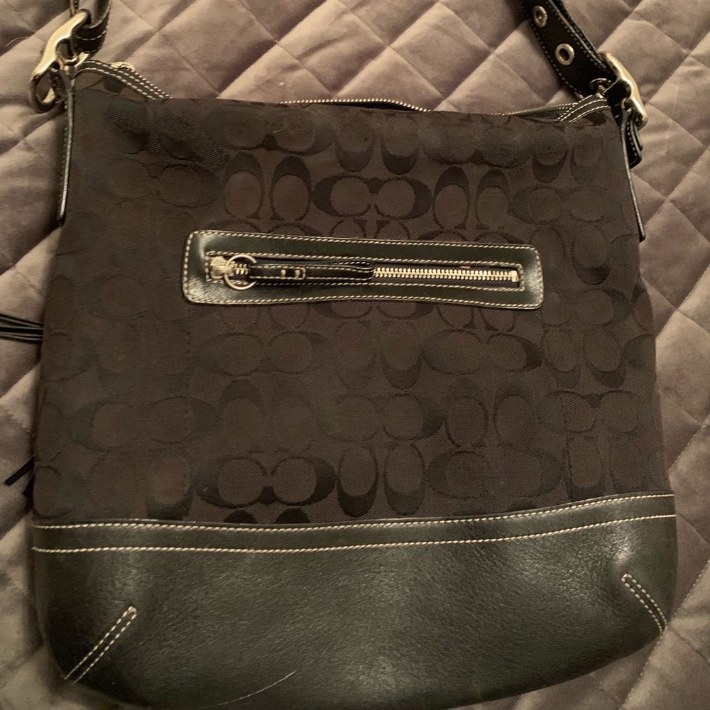 COACH handbag! 100% Authentic.